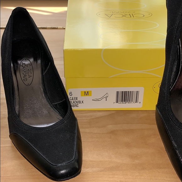 CIRCA JOAN & DAVID Shoes size 6 - Picture 3 of 5